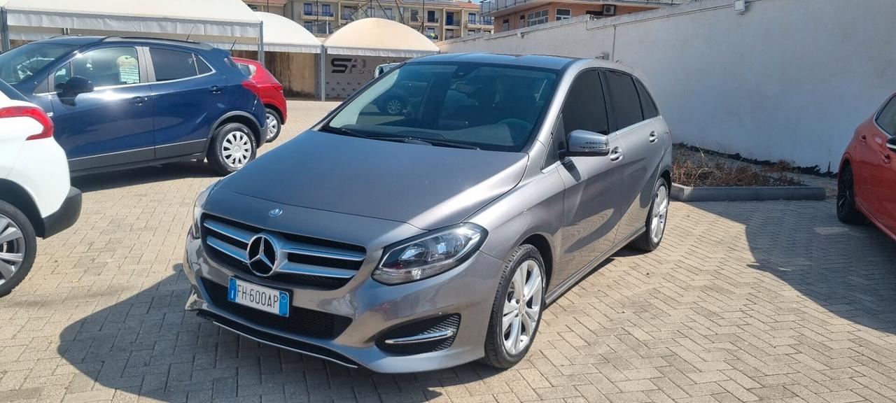Mercedes-benz B 180 B 180 d Automatic Premium