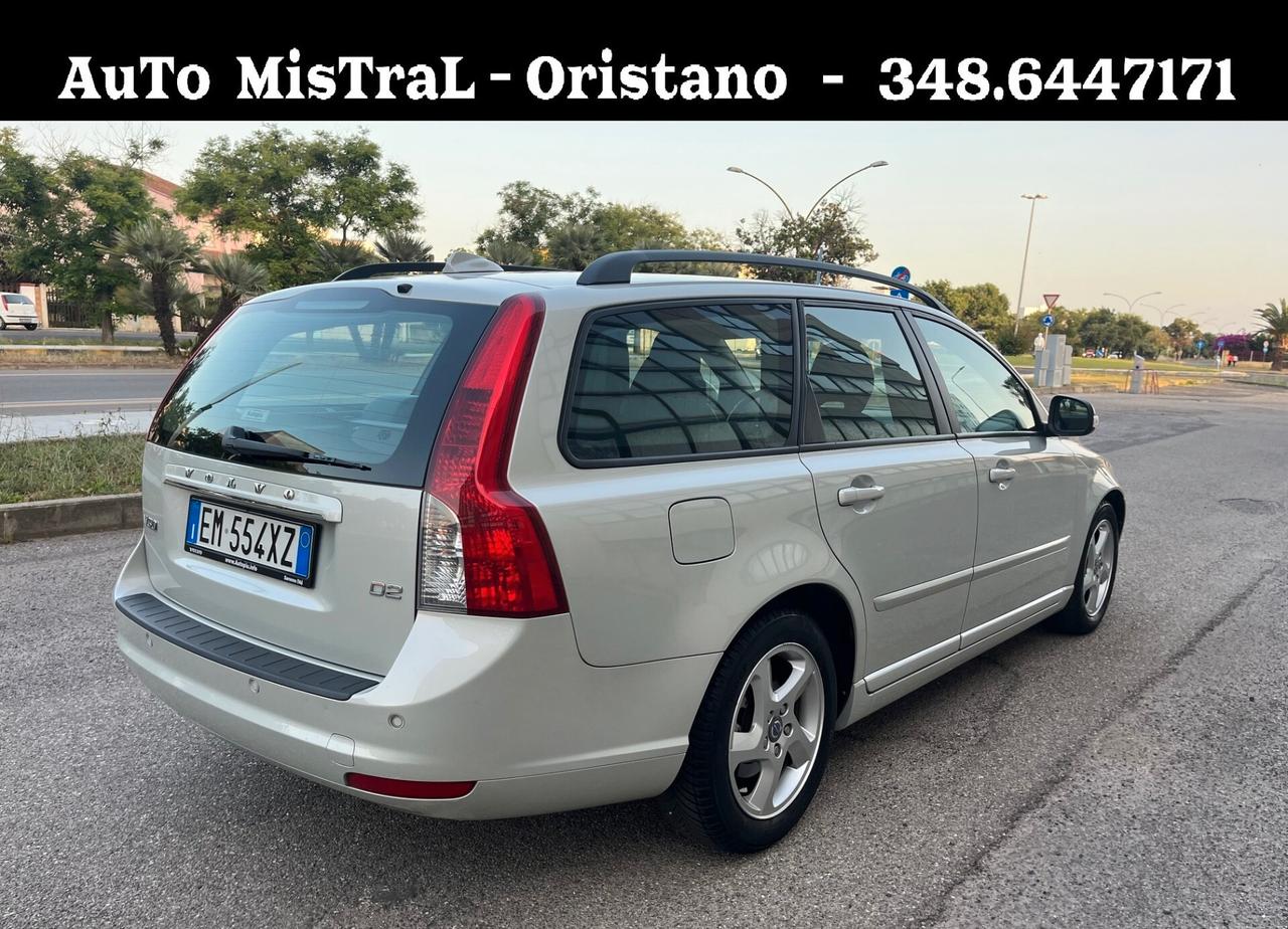 Volvo V50 D2 POLAR PLUS