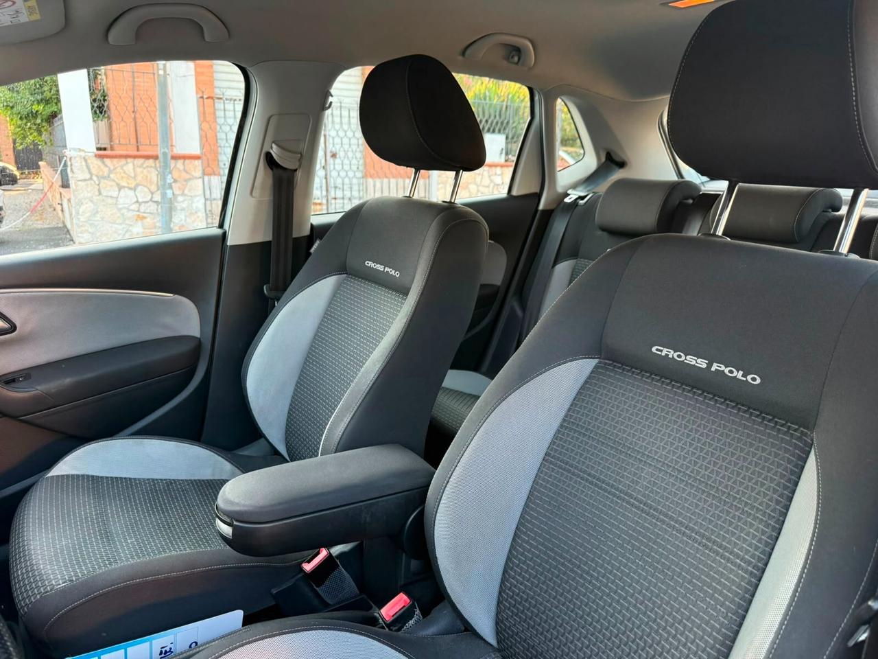 Volkswagen Polo CROSS 1.4 TDI 90CV DSG 5p. - Superprezzo