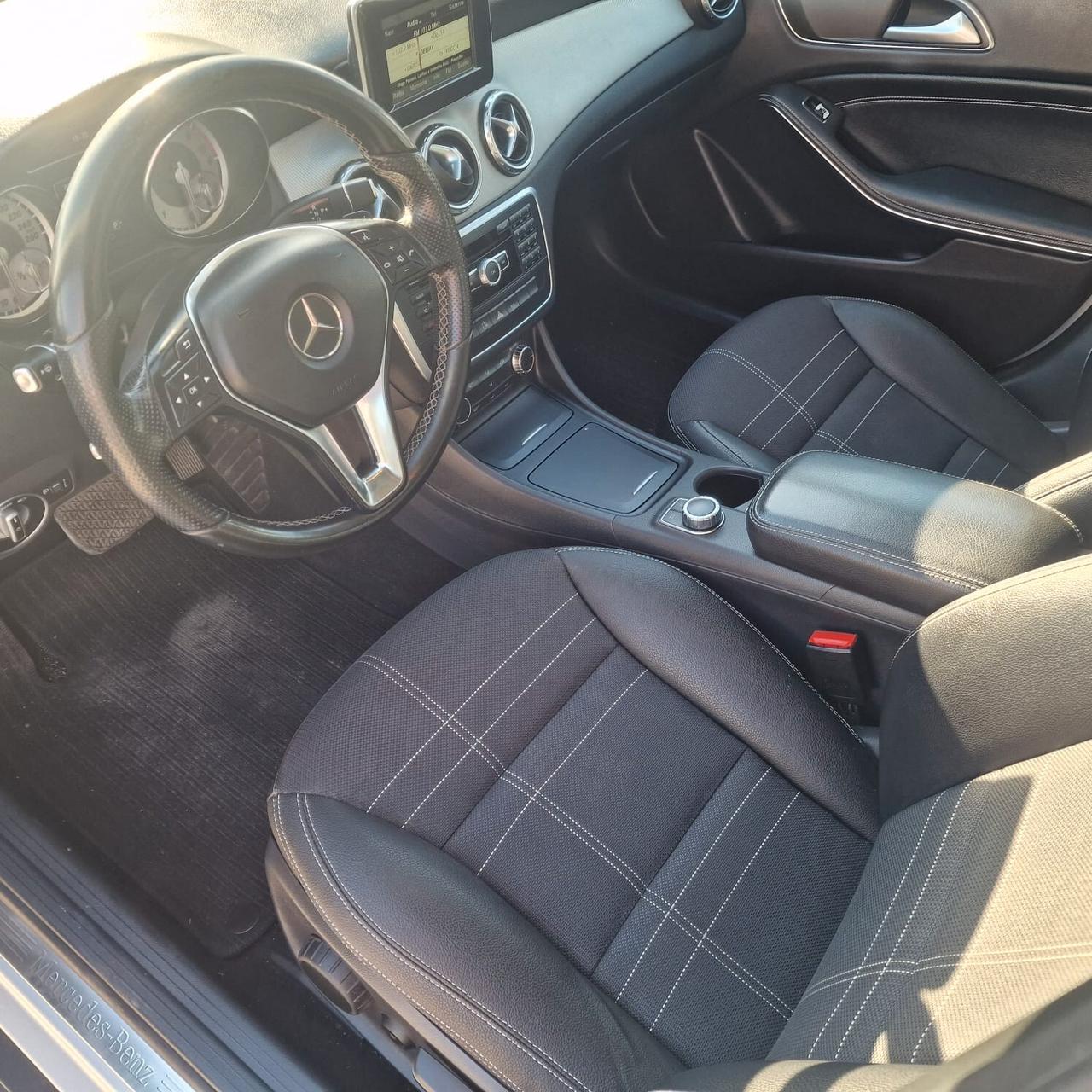Mercedes-benz GLA 220 d Automatic Premium