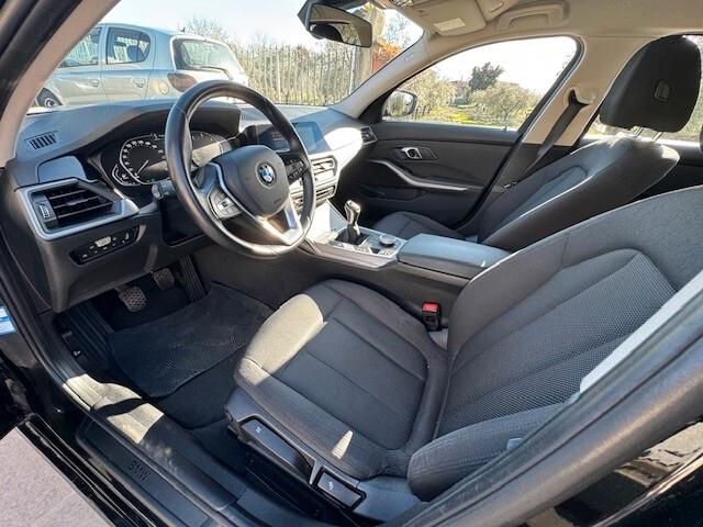 Bmw 318d Touring advantage full led