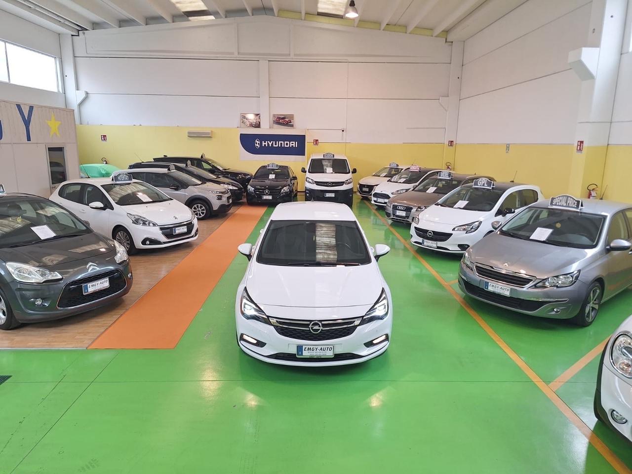 Opel Astra 1.4b. Turbo 150CV 5 porte
