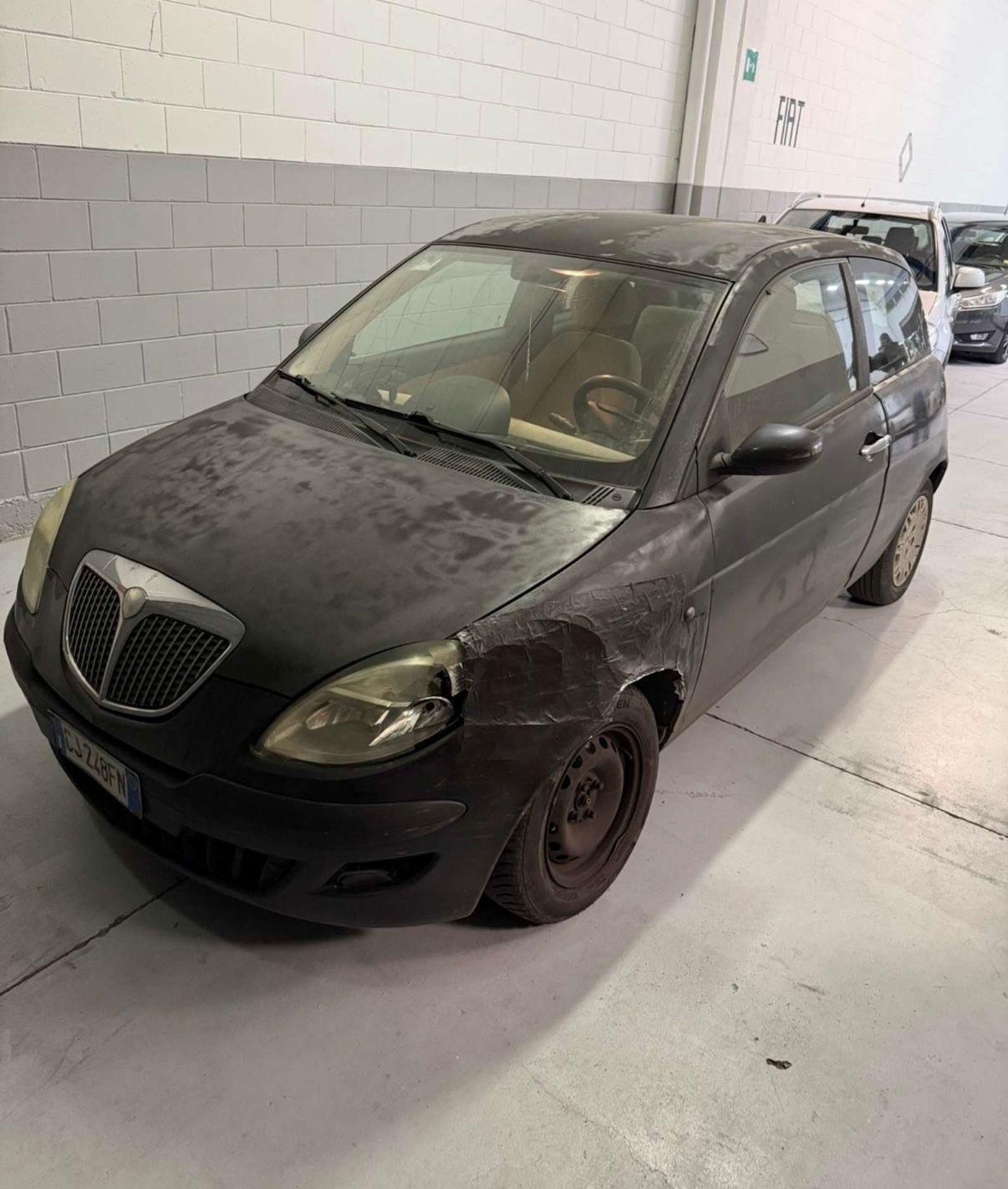 Lancia Y 1.2i cat Elefantino Blu