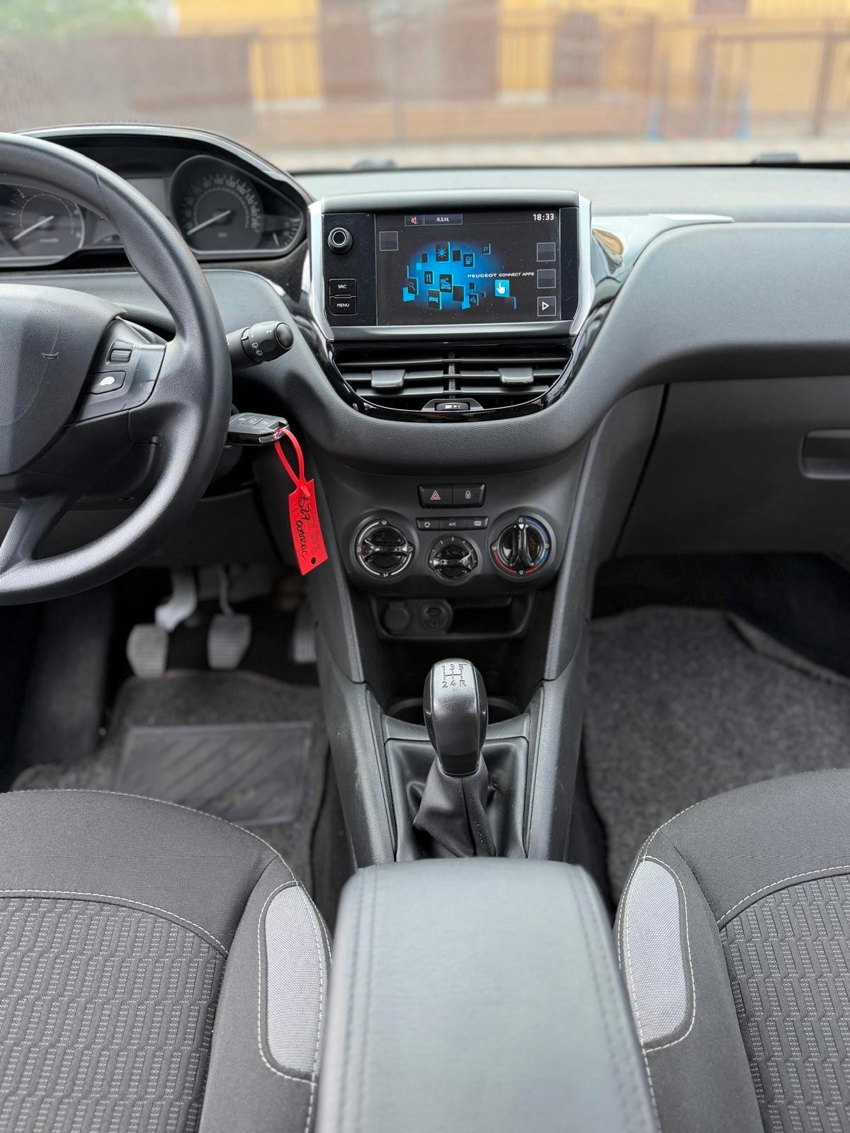 Peugeot 208 BlueHDi 75 5 porte Allure