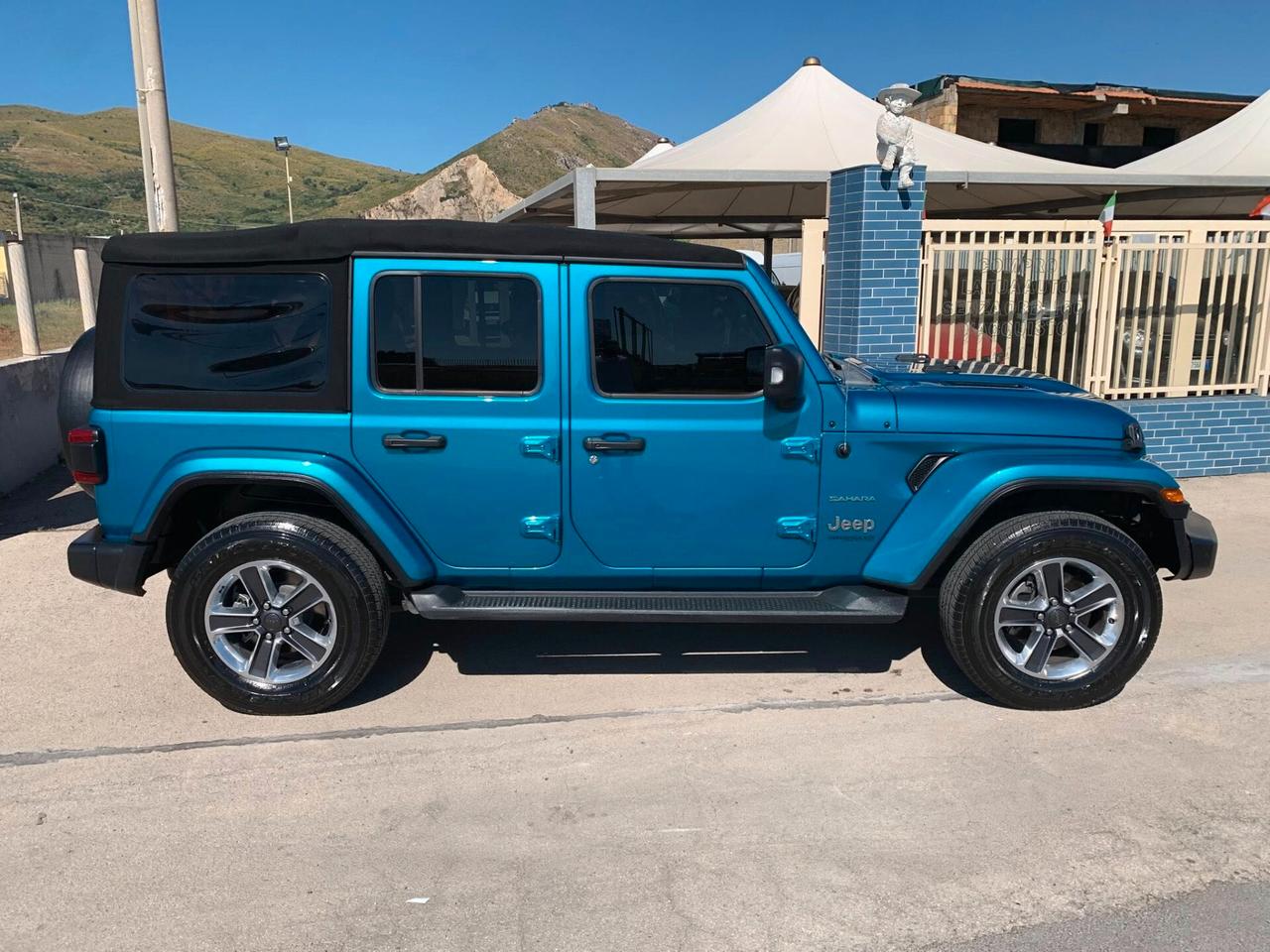 Jeep Wrangler 2.2 Mjt II Sahara uniprò