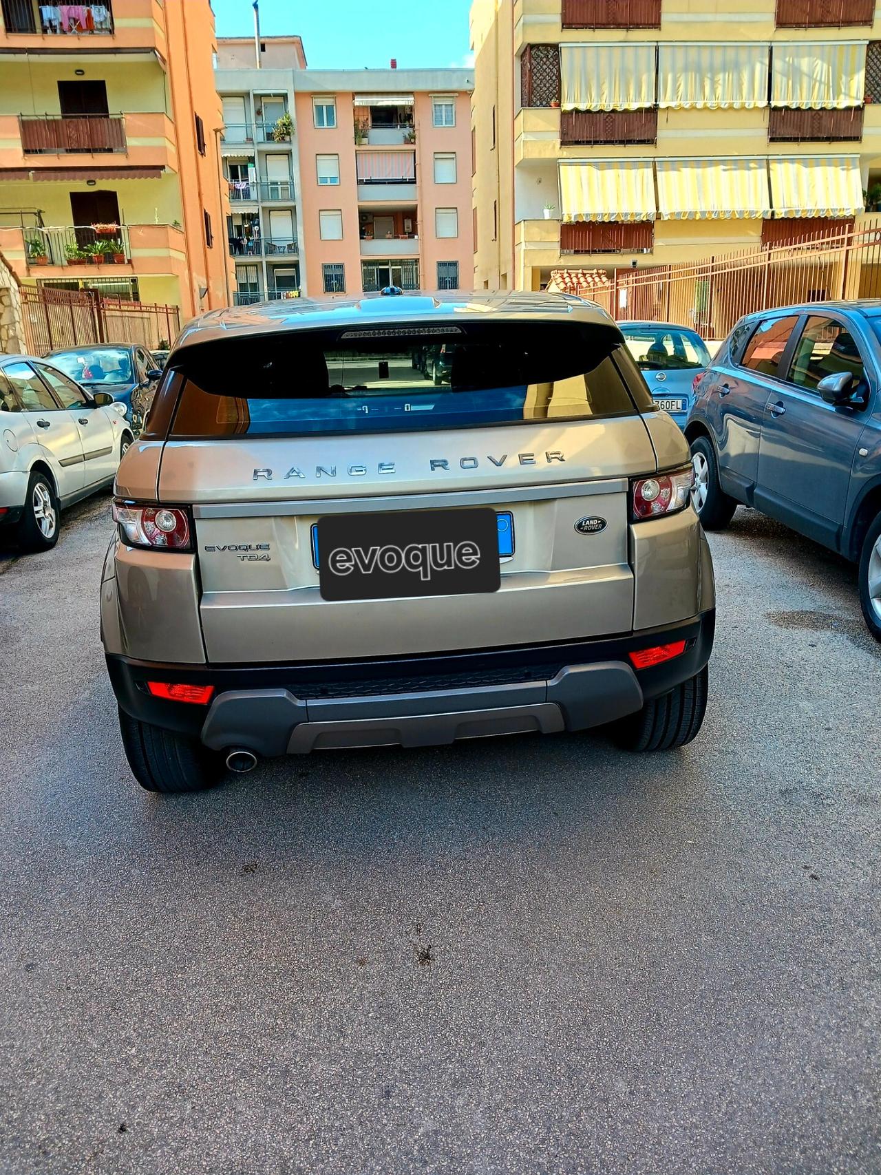 Land Rover Range Rover Evoque Range Rover Evoque 2.2 TD4 5p. Dynamic