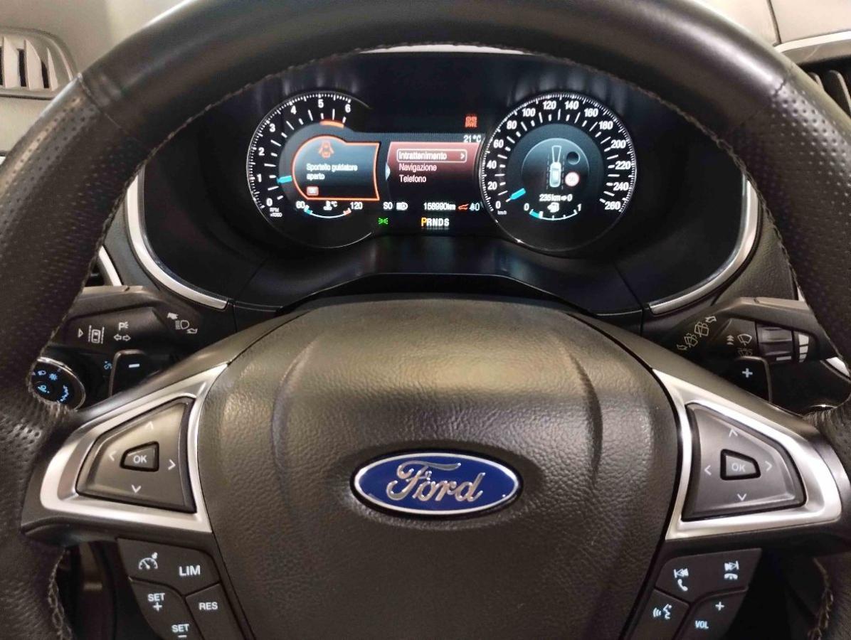 FORD Edge 2.0 TDCI 210 CV AWD Pow. Titanium - 4 GOMME NUOVE