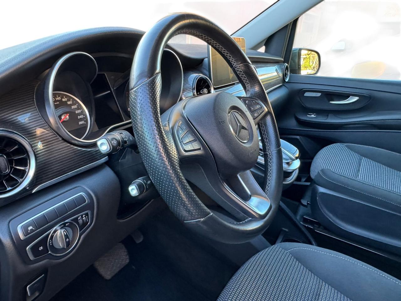 Mercedes-benz V Mercedes Benz -Klasse 300ED/L