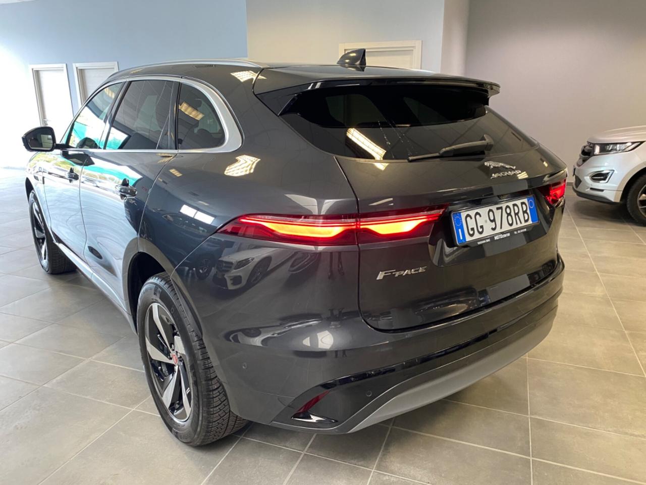 Jaguar F-Pace 2.0 D 204 CV AWD aut. R-Dynamic Garantita