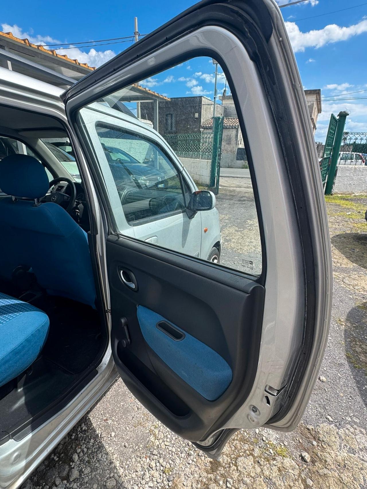 Opel Agila 1.3 CDTI Edition