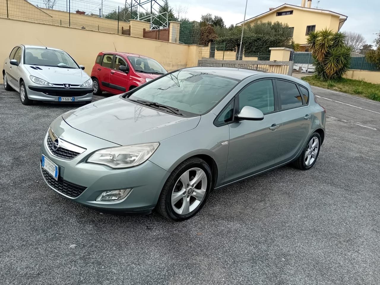 Opel Astra 1.7 CDTI 110CV 5 porte Cosmo