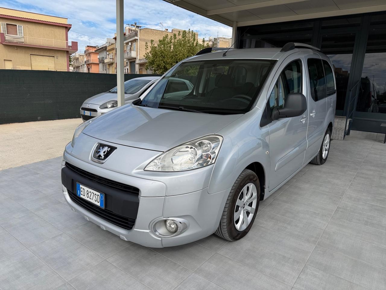 Peugeot Partner Tepee 1.6 HDi 92CV Outdoor