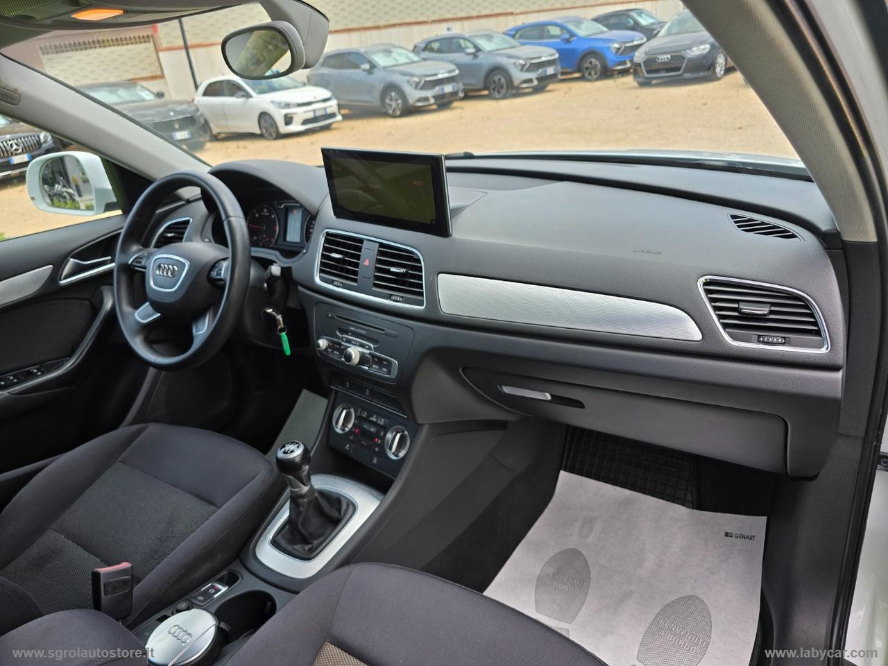 AUDI Q3 2.0 TDI Business