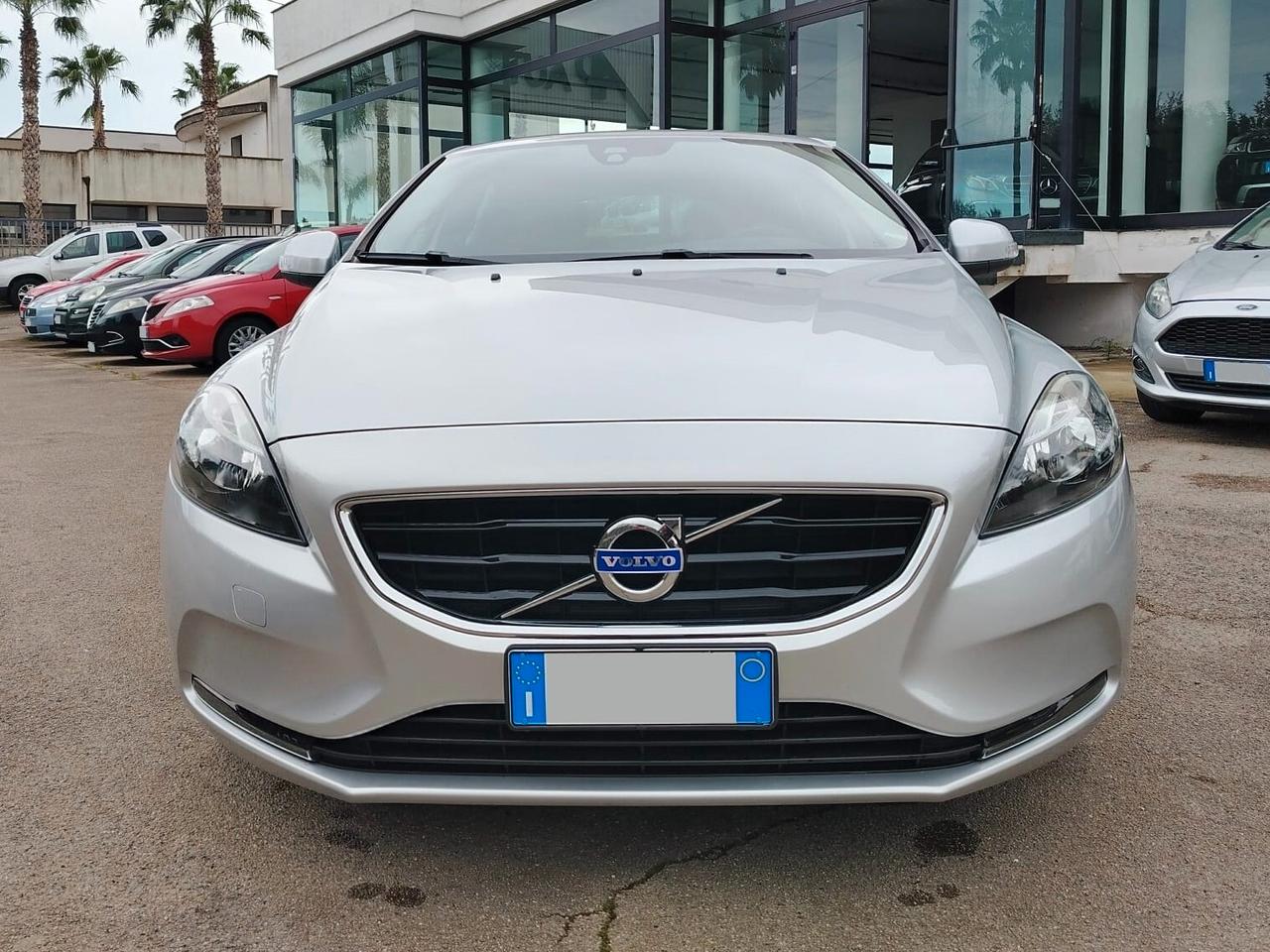 Volvo V40 D2 Momentum