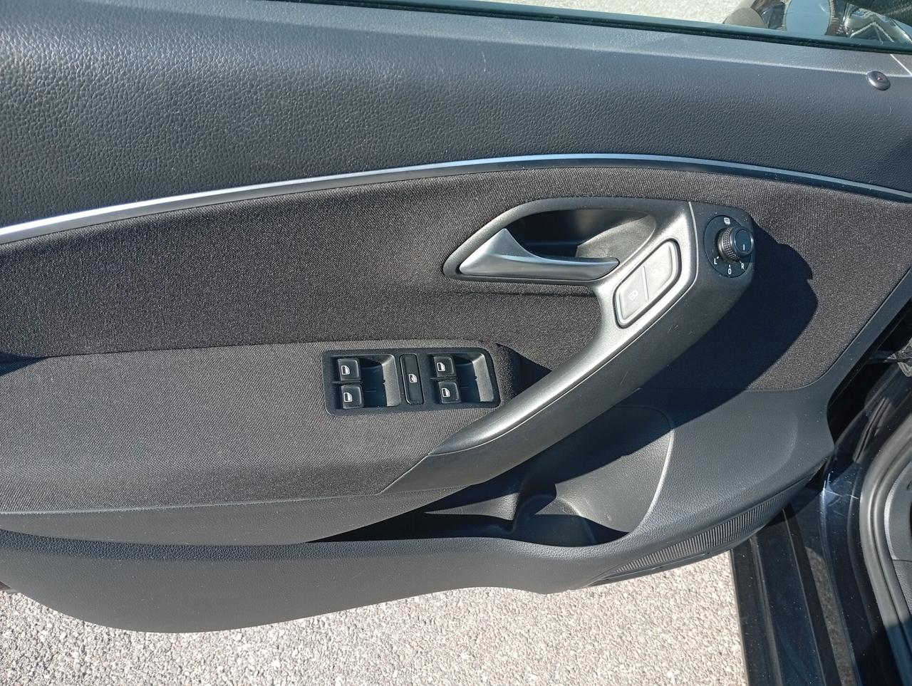 Volkswagen Polo 1.4 TDI 90 CV DSG 5p. Comfortline NEOPATENTATI OK