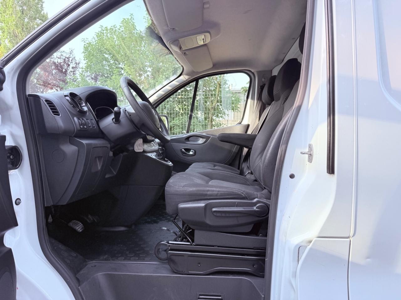 Renault Trafic 2.0 dCi- 2021 - OK PERMUTE !!!