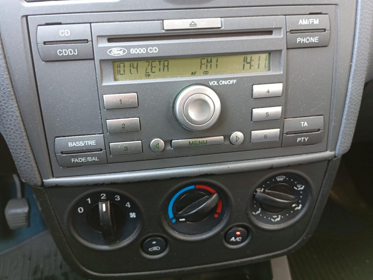 Ford Fiesta -Buona neopatentati-2007