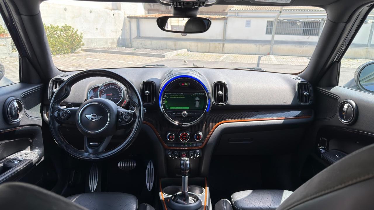 Mini Countryman John Cooper Works 231CV ALL4 pro