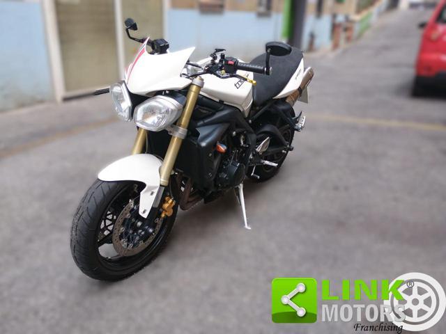 TRIUMPH Street Triple 675 Triple