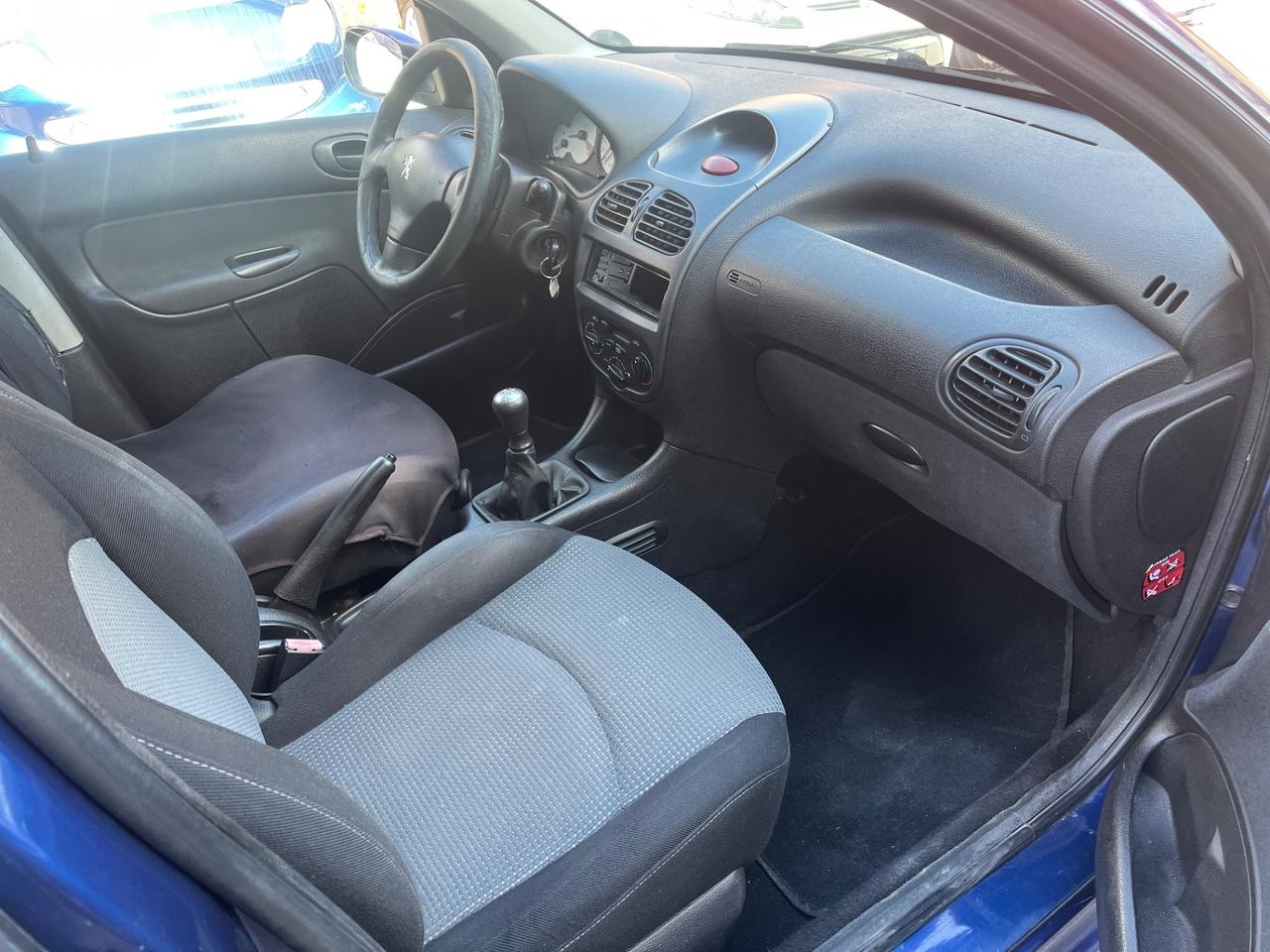 Peugeot 206 1.4 HDi SW S-km 197000-