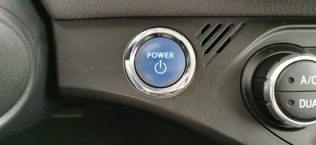 TOYOTA Yaris 1.5 Hybrid 5 porte Business