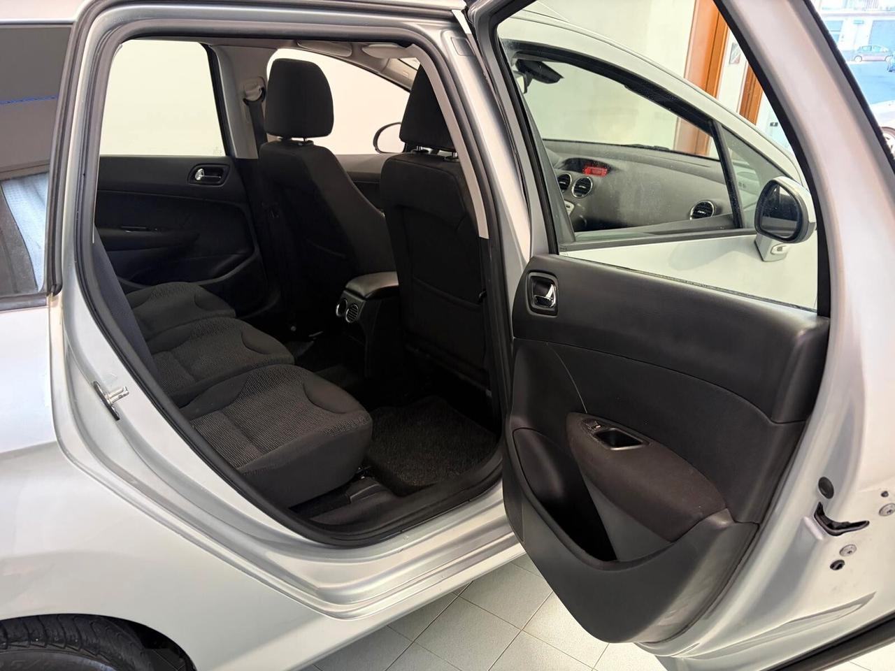 Peugeot 308 1.6 HDi 110CV TETTO PANORAMICO