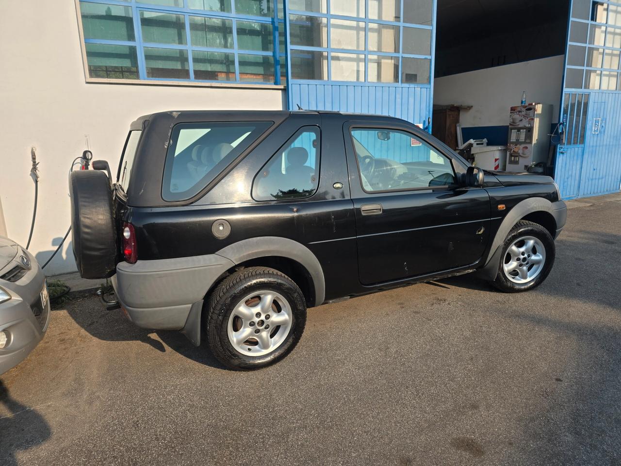 Land Rover Freelander 2.0 TD cat 3p. Hardback