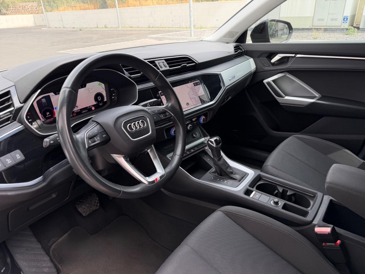 Audi Q3 SPB 35 TDI S line edition