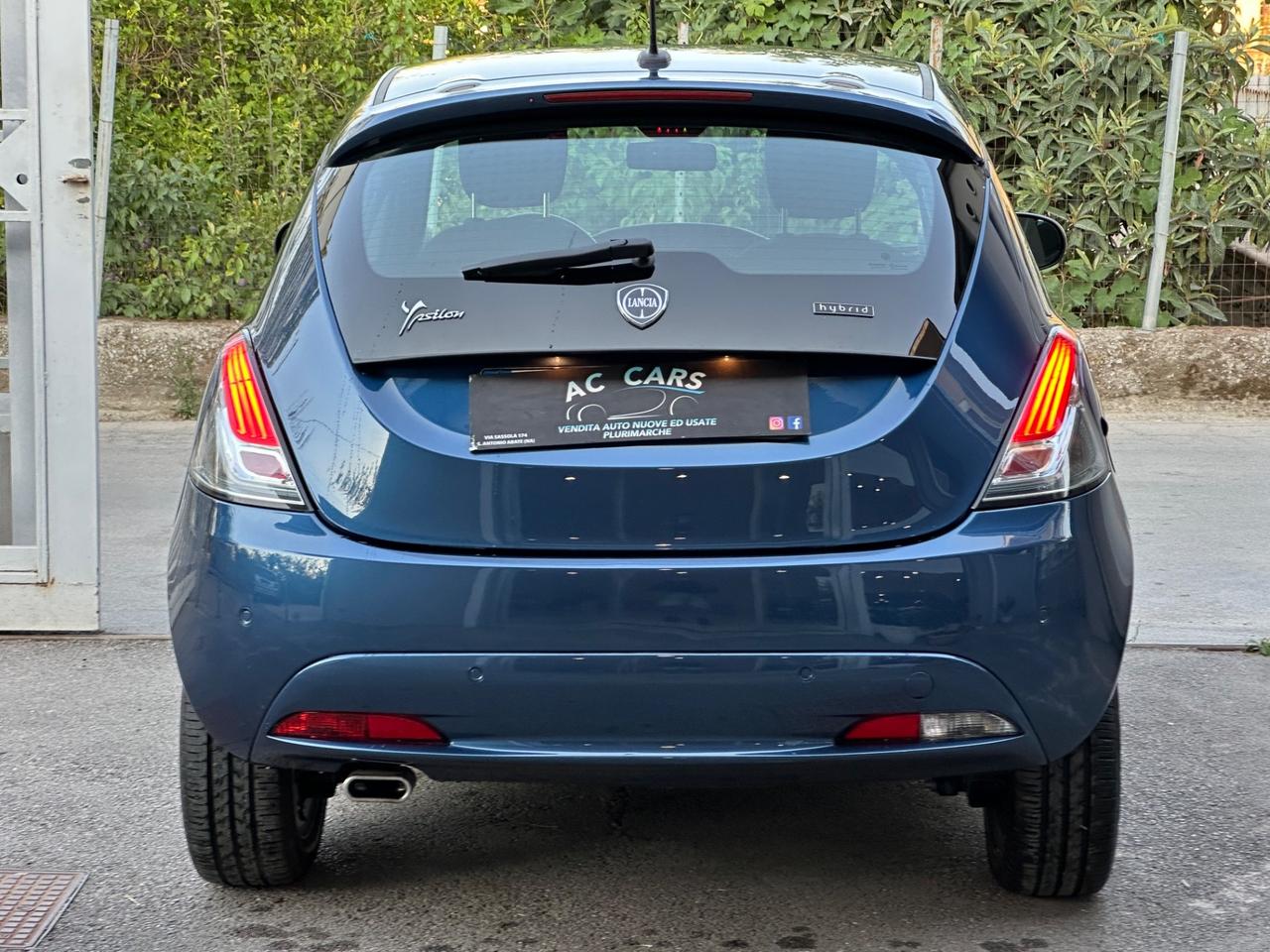 Lancia Ypsilon 1.0 FireFly 5 porte S&S Hybrid Gold