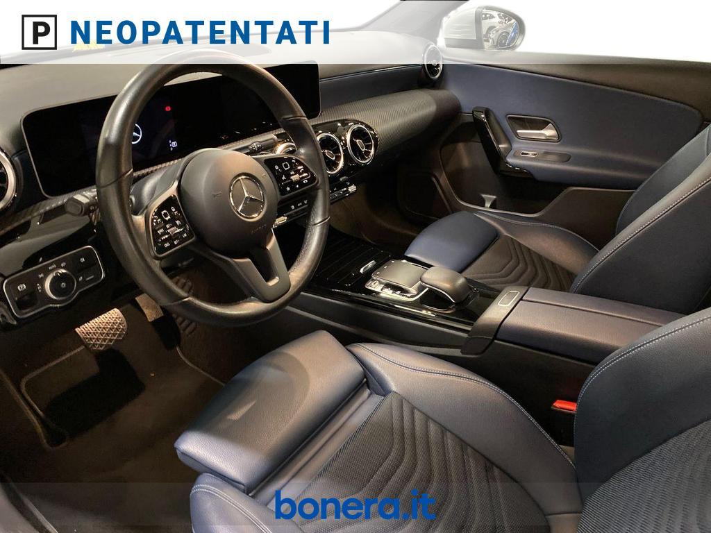 Mercedes Classe A 180 180 D Business 8G-DCT