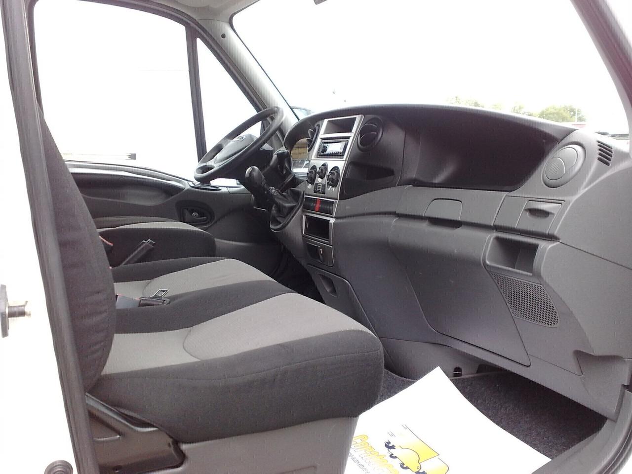 Iveco Daily 35c17 3000cc CENTINATO - 2011