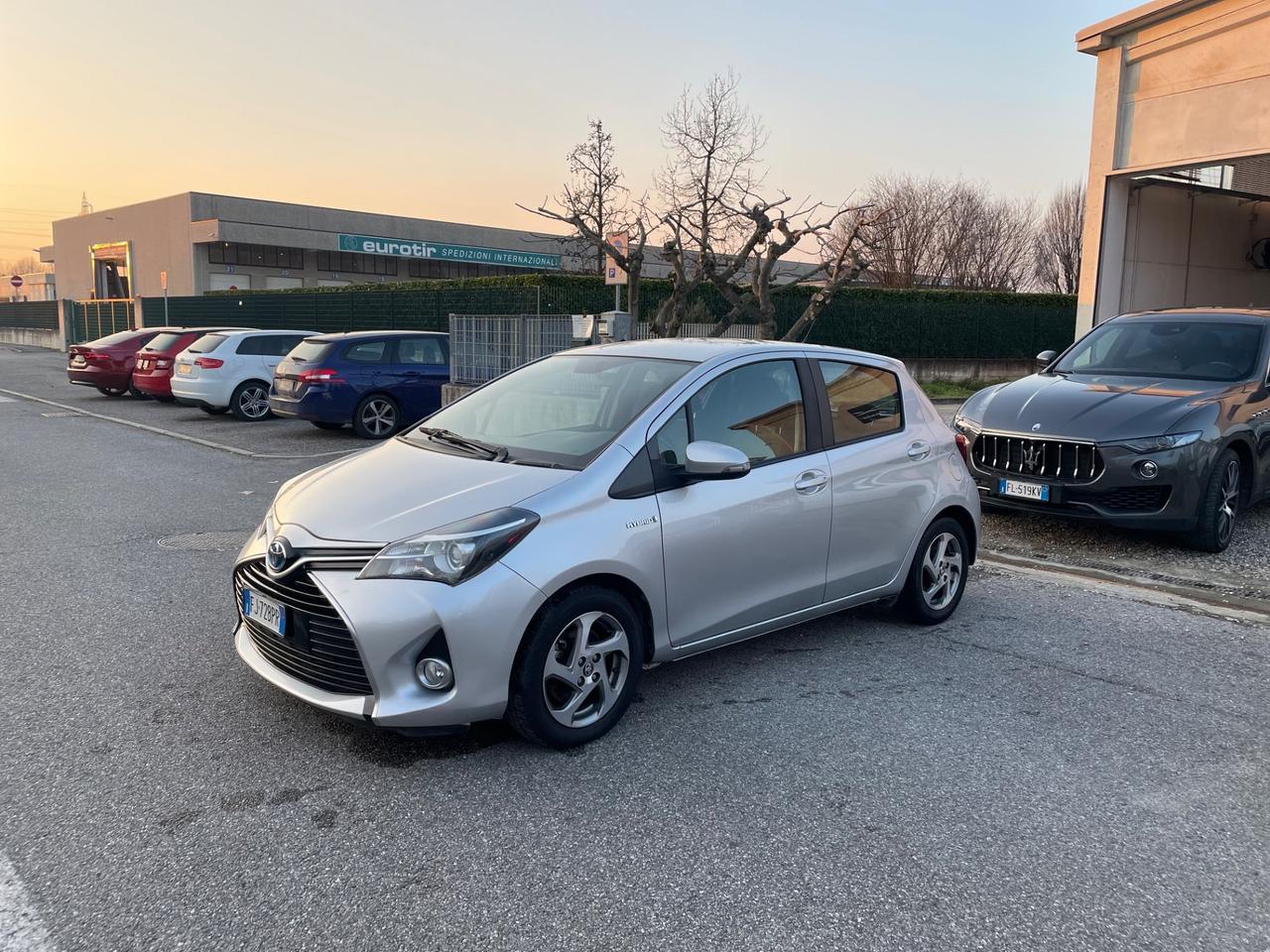 Toyota Yaris 1.5 Hybrid 5 porte Active