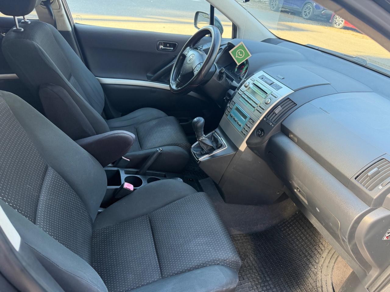 Toyota Corolla Verso 2.2 D 136cv