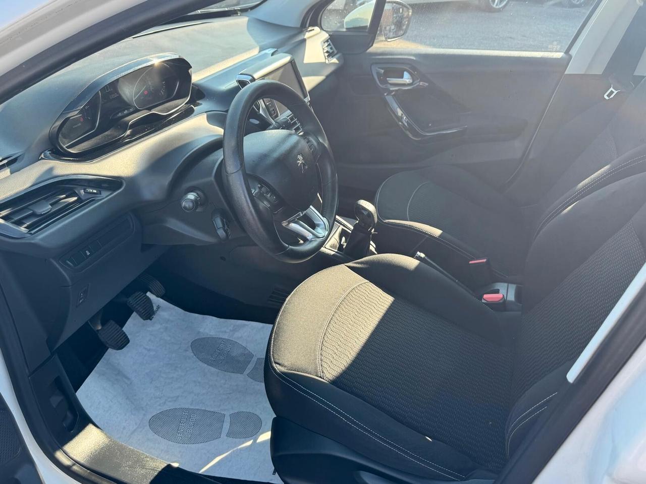 Peugeot 208 1.2 BENZINA 82CV 5P ACTIVE 2017