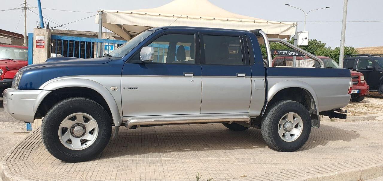 Mitsubishi L200 2.5 TDI 4WD Double Cab Pup. GLS T.