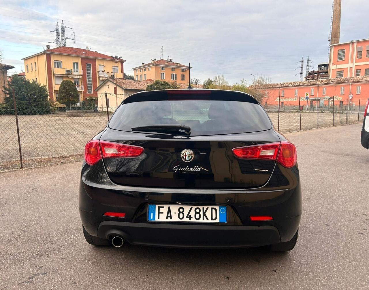 Alfa Romeo Giulietta Anno 2015 1.6 DIESEL 77 KW