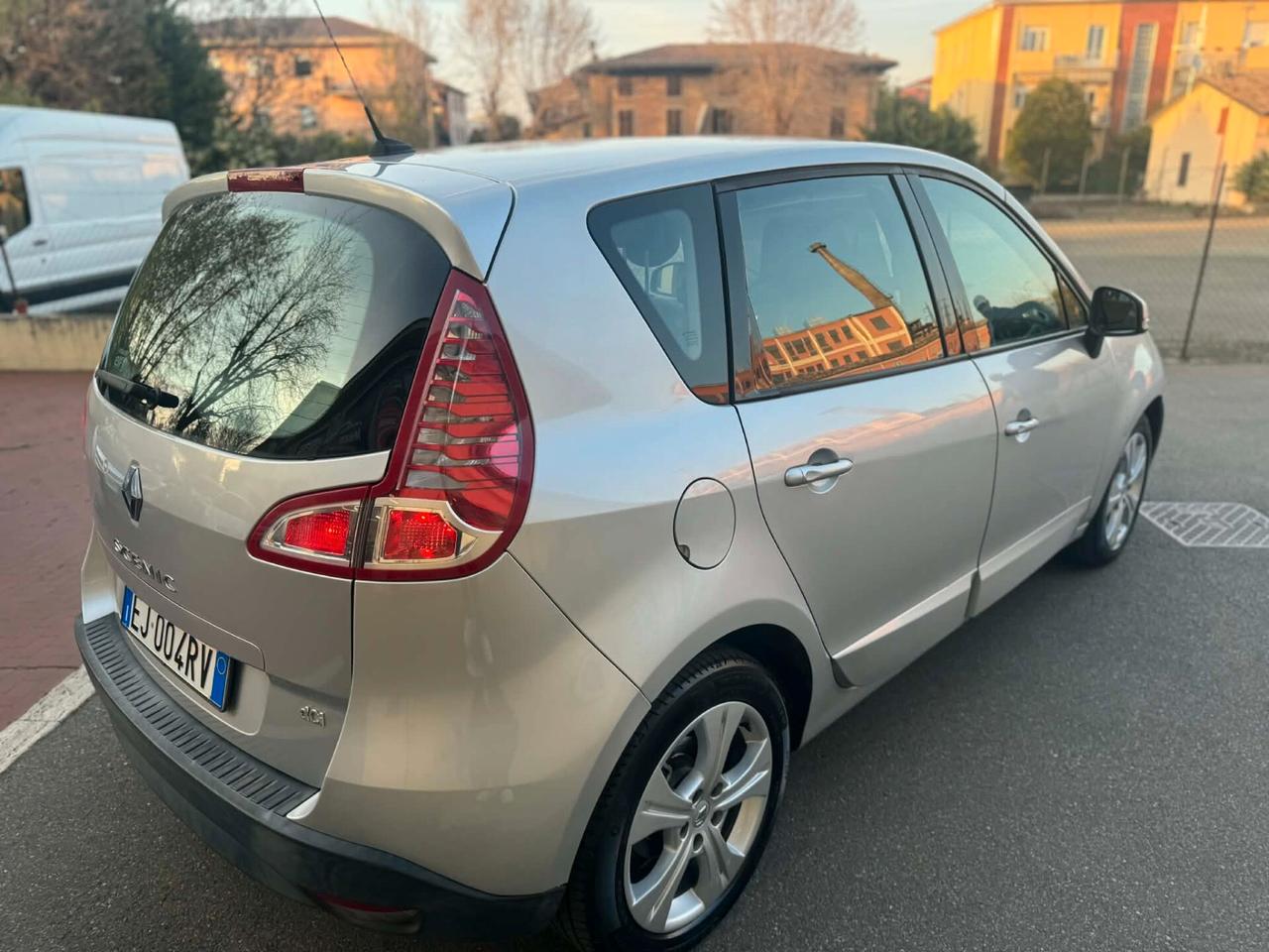 Renault Scenic X-Mod Anno 2011 1.5 Diesel 110CV Luxe