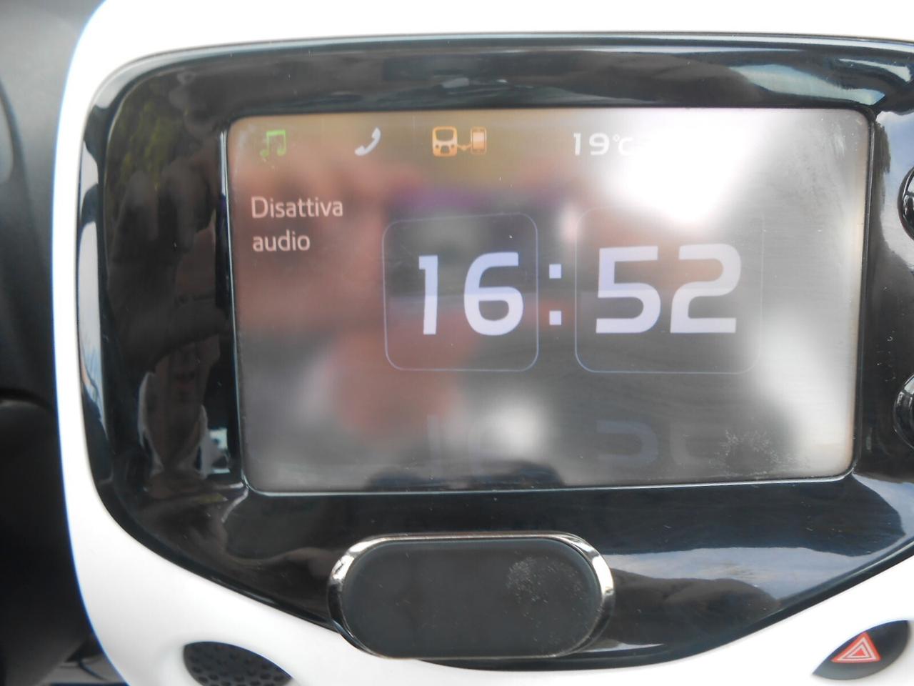 Citroen C1 VTi 68 5 porte Shine