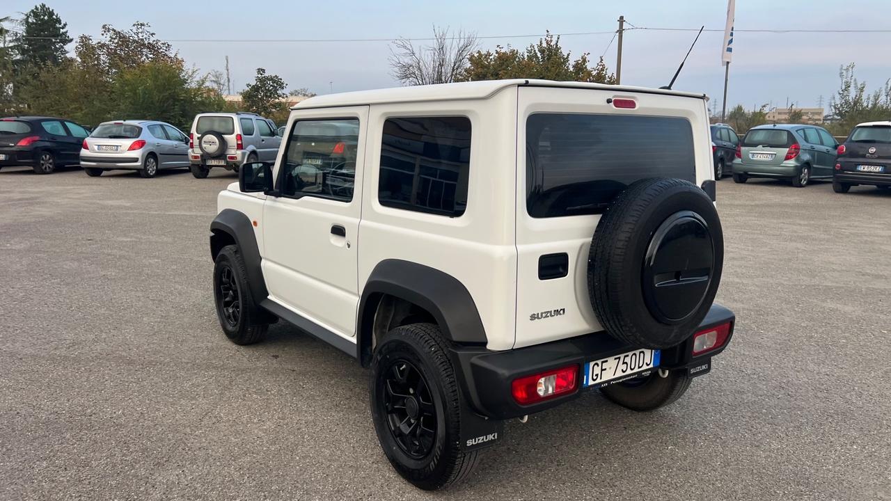 Suzuki Jimny 1.5 5MT PRO (N1)