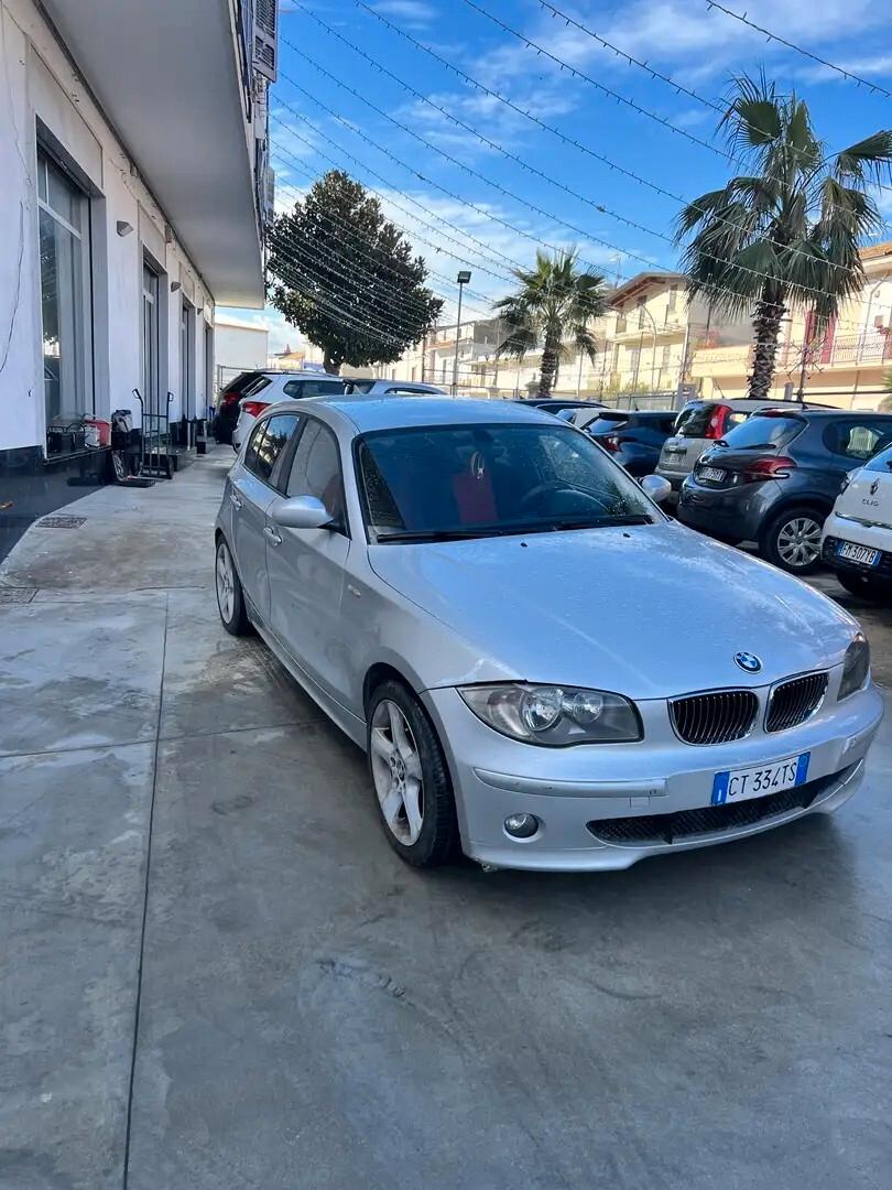 Bmw 120 120d cat 5 porte Eletta