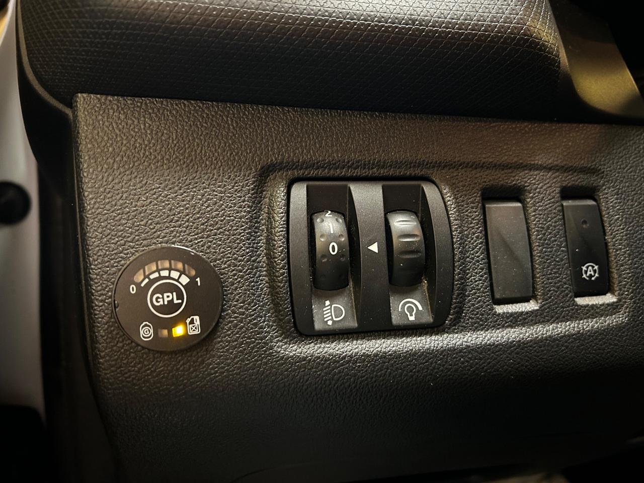 Renault Clio VAN TCe 90cv GPL (scad. 2029) *IVA ESPOSTA*