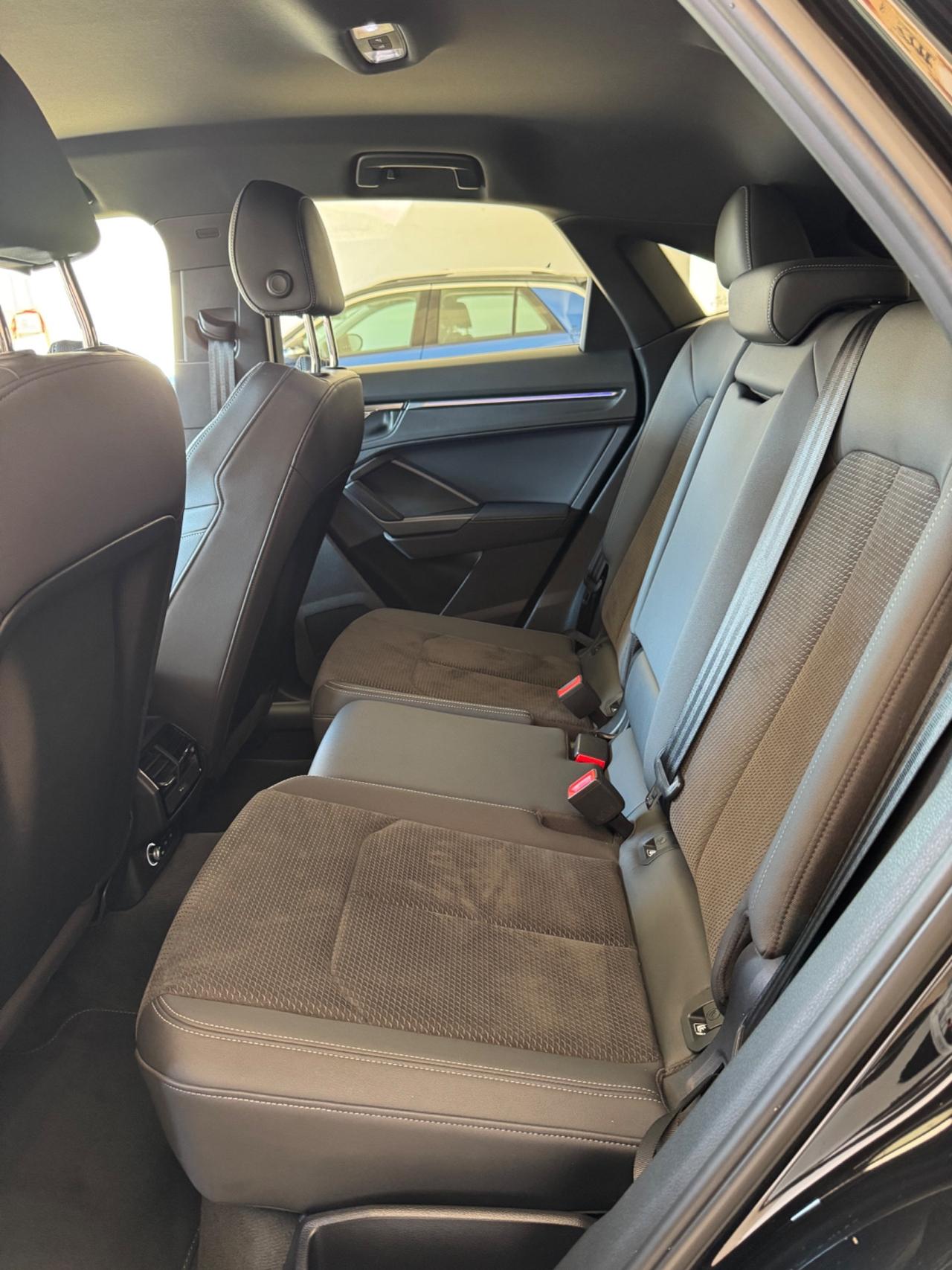 Audi Q3 35 TDI S tronic line edition