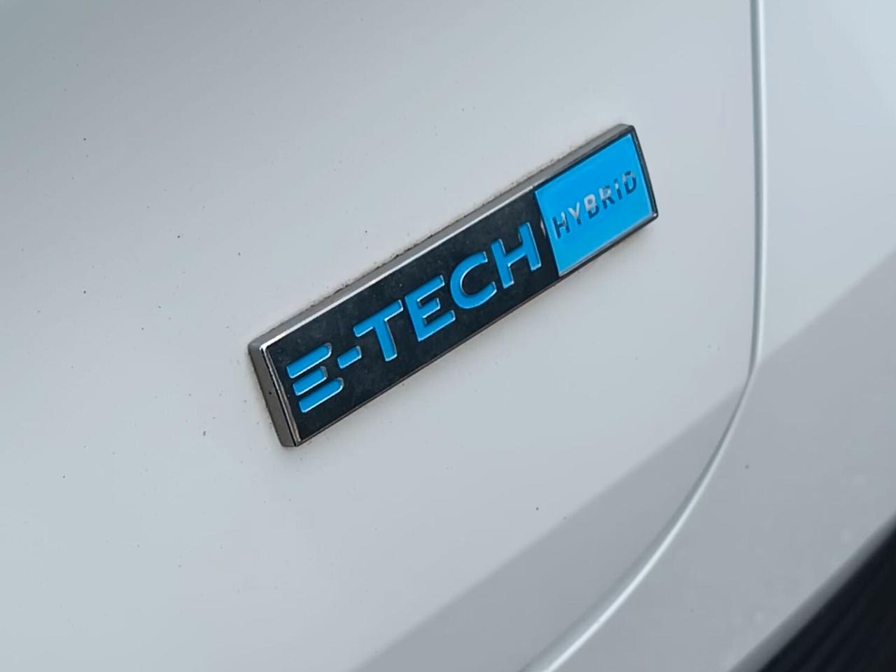 Renault Captur Full Hybrid E-Tech 145 CV Zen