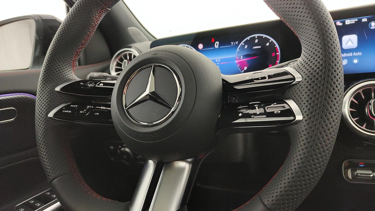 Mercedes-Benz GLA 200 d Automatic 4MATIC