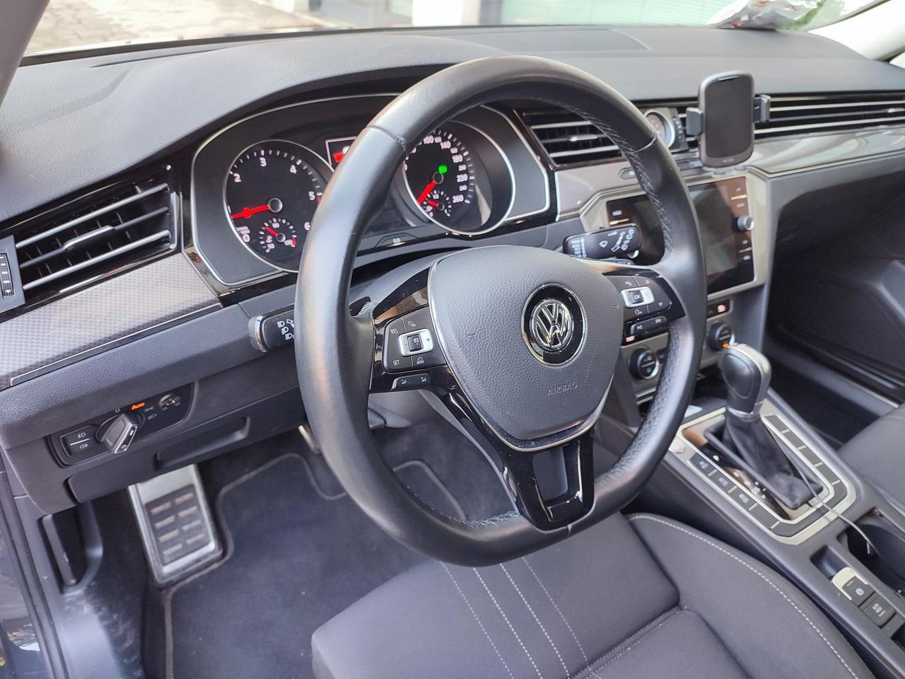 Volkswagen Passat Alltrack Highline 2.0 TD #50480