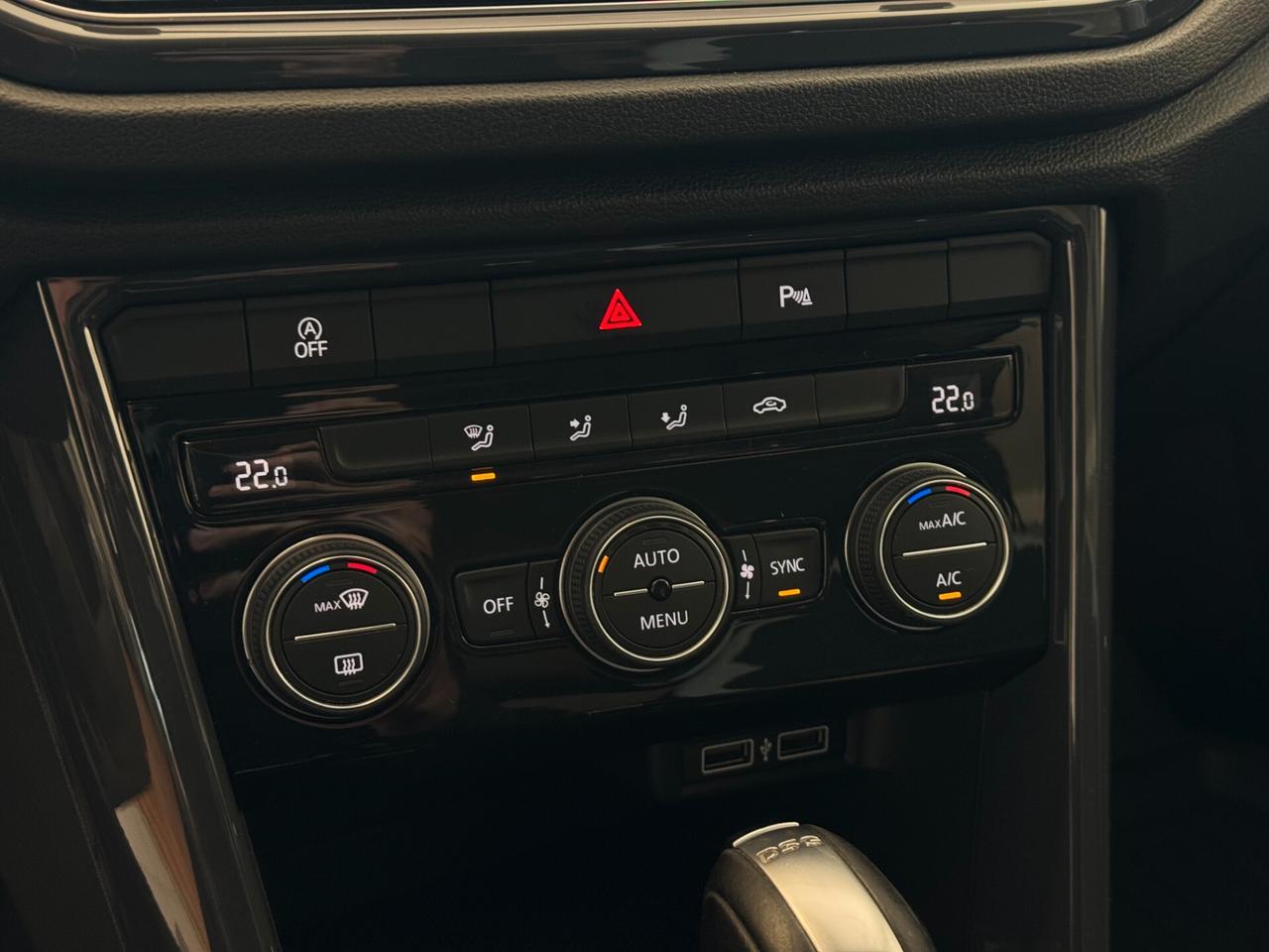 VOLKSWAGEN T-ROC 2.0cc 150CV TDI DSG 4MOTION