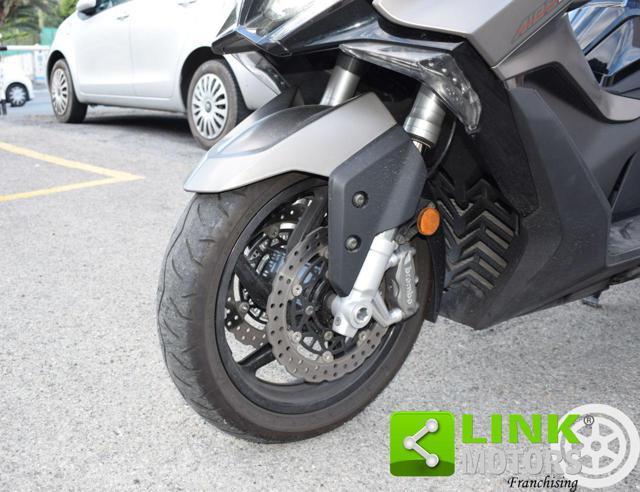 KYMCO AK 550 premium