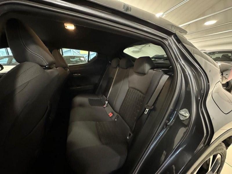 Toyota C-HR C-HR 1.8 Hybrid E-CVT Trend