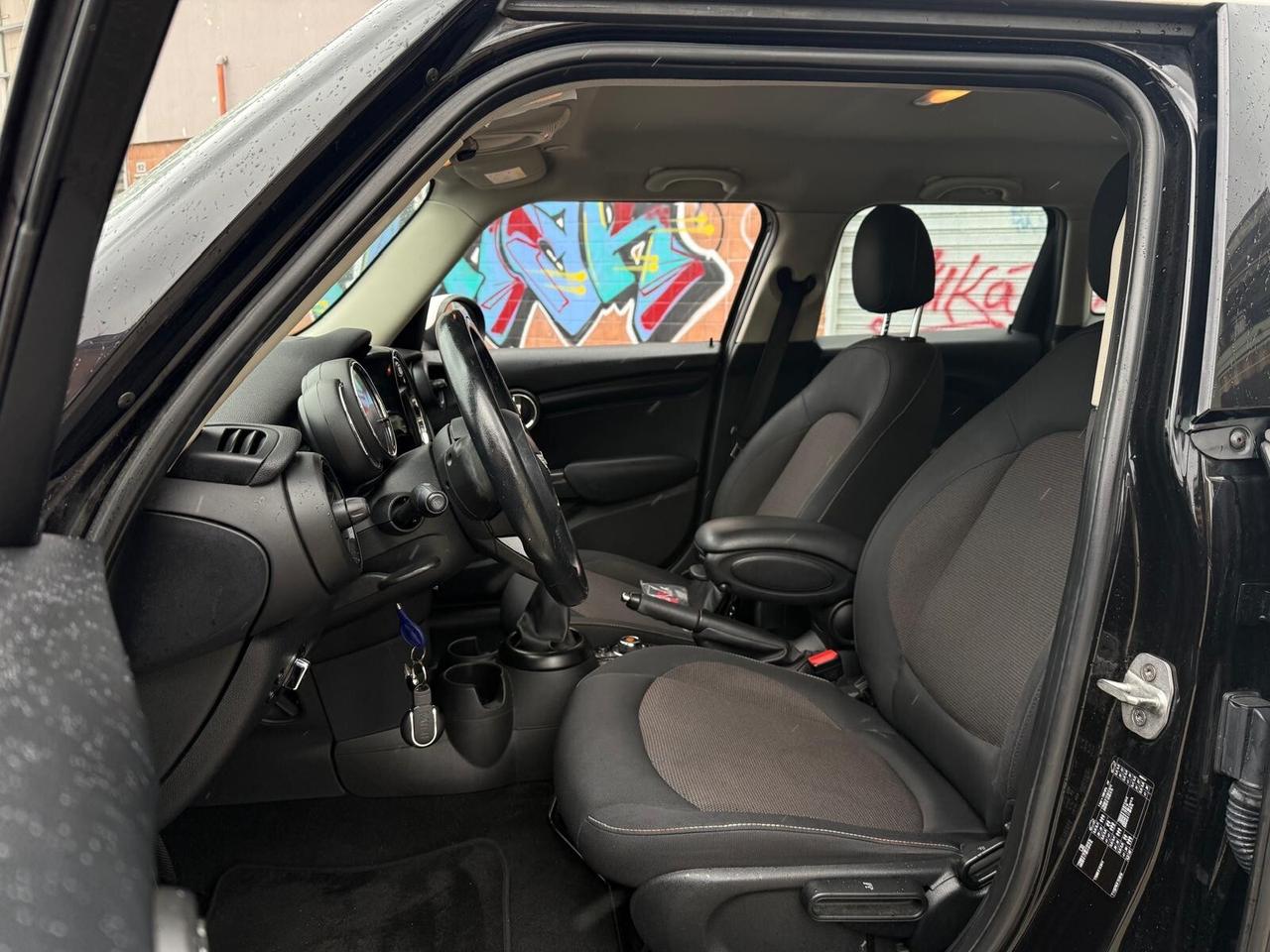 Mini 1.5 Cooper 5 porte 1.5 TURBO BENZINA 136CV CON 120MILA KM