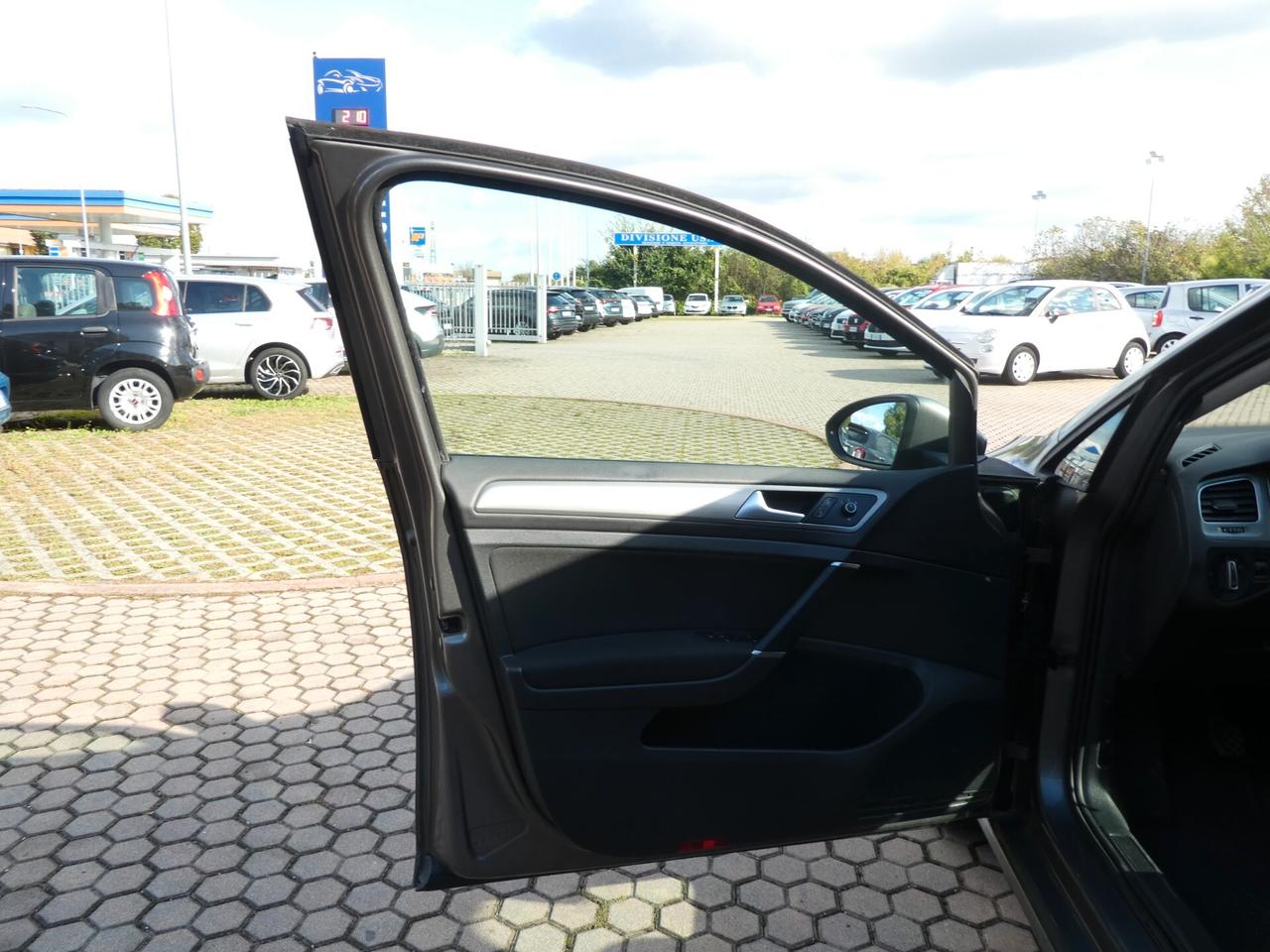 Volkswagen Golf Variant 1.6 TDI 105 CV DSG Comfortline ok neopatentati